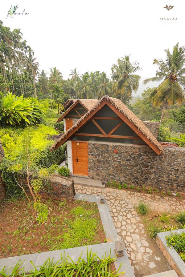 Maayaa Riverside Villa By Kpm Tripenta Attappadi Bagian luar foto