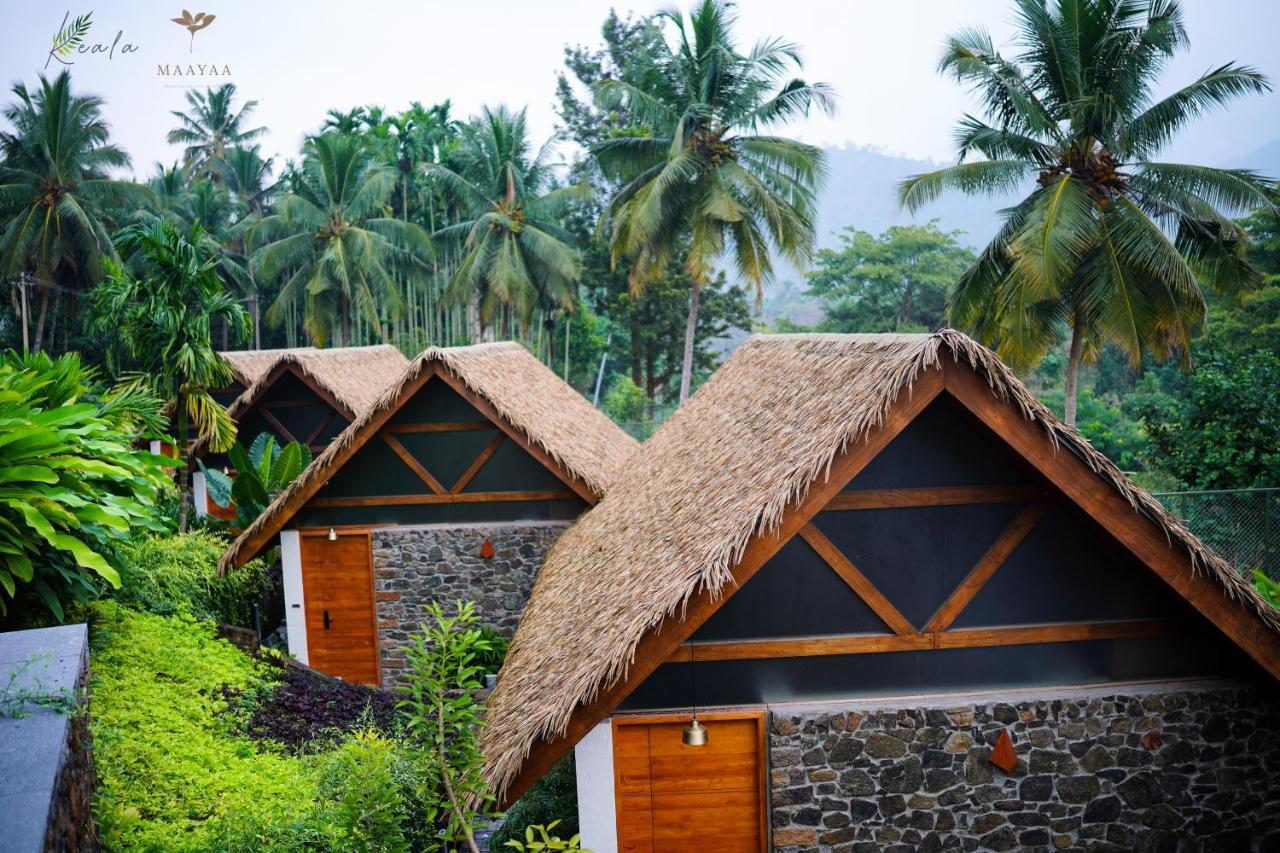Maayaa Riverside Villa By Kpm Tripenta Attappadi Bagian luar foto